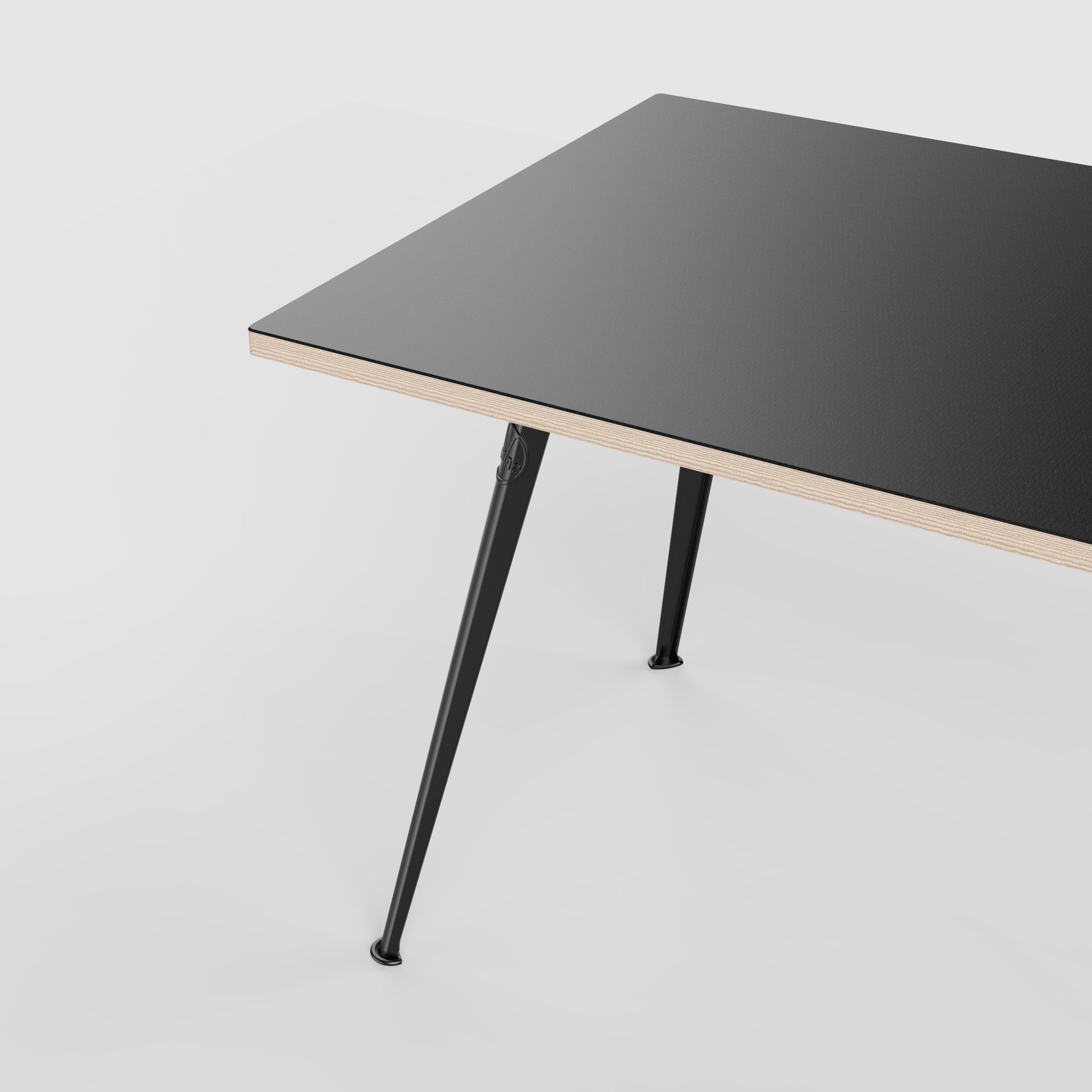 Table – Model T2